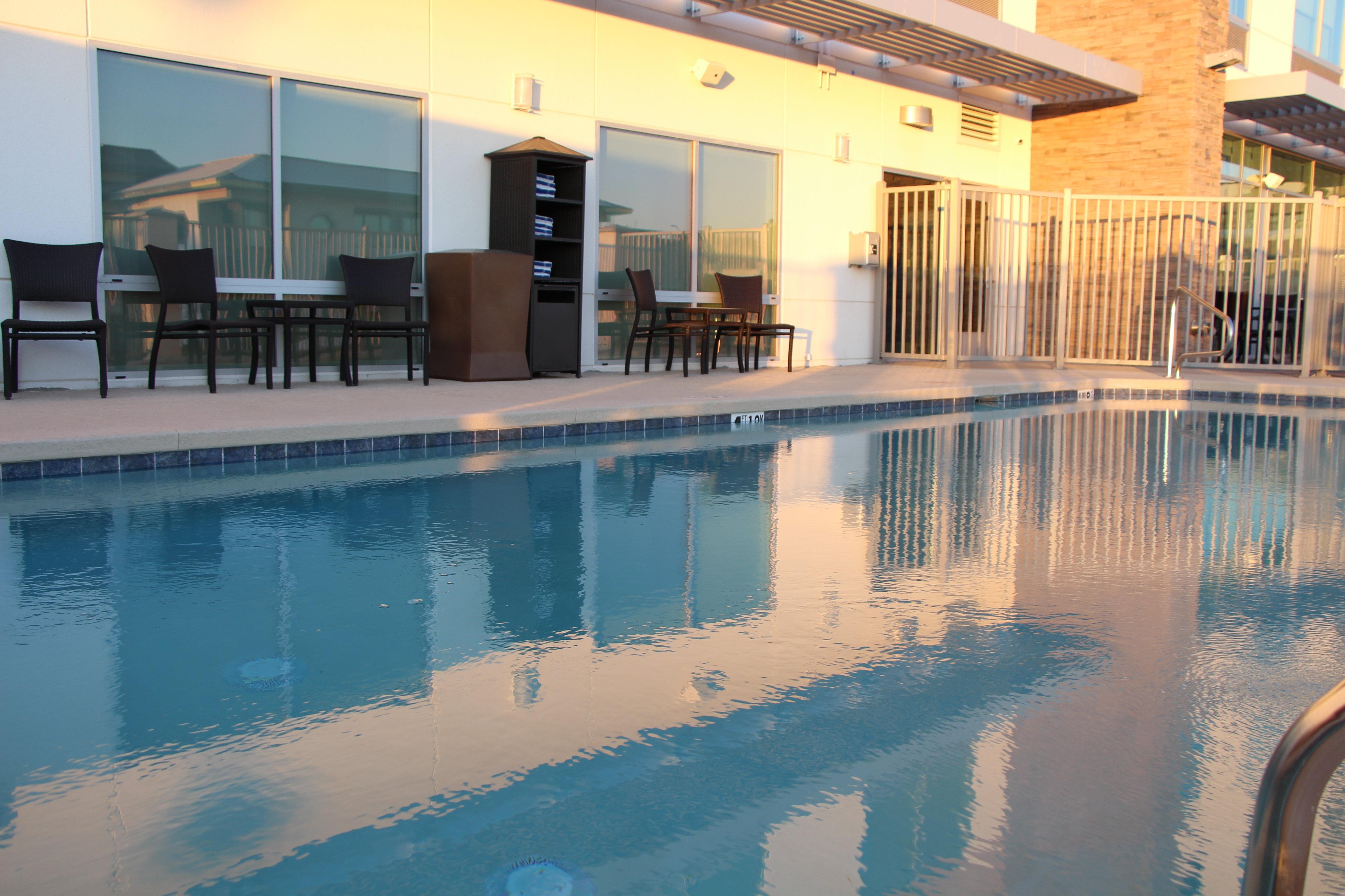 Holiday Inn Express & Suites - Phoenix - Airport North By Ihg Экстерьер фото